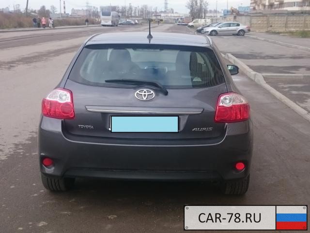 Toyota Auris Санкт-Петербург